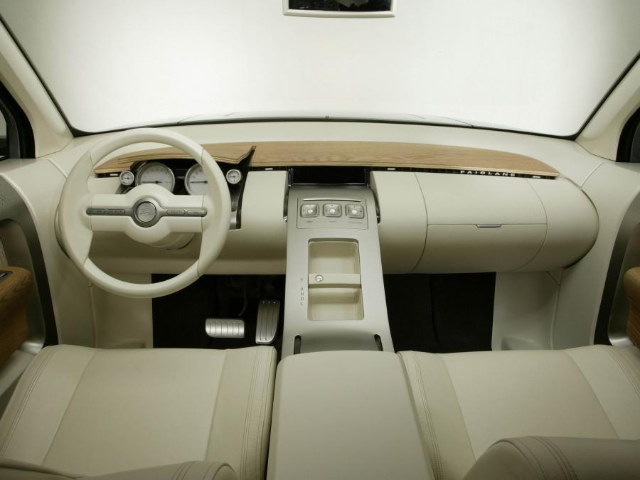  Ford Fairlane Concept 2005 года  (фото 2 из 52)